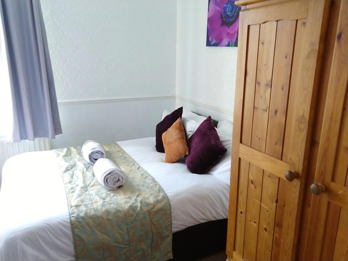 Napier Town House - Self Catering - Guesthouse Style - Twin And Double Rooms Workington Εξωτερικό φωτογραφία