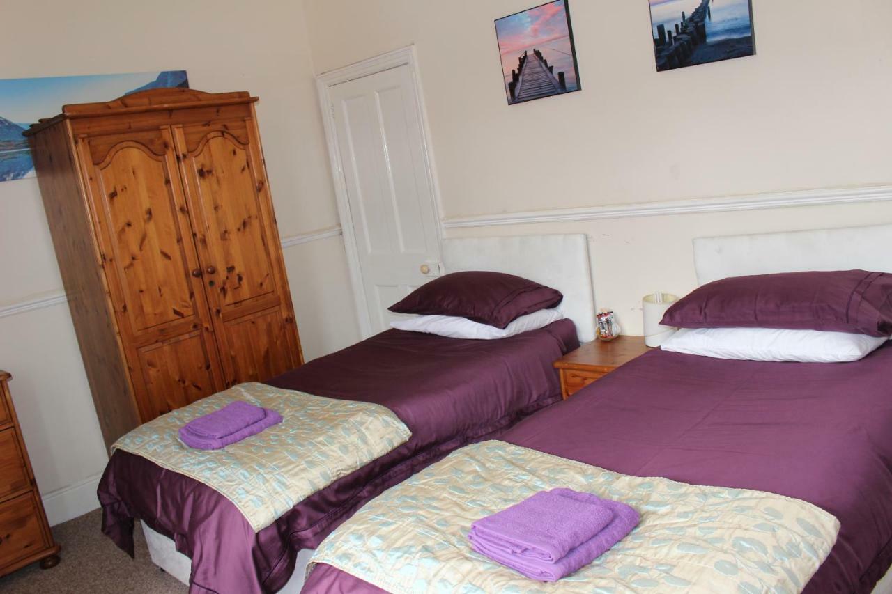 Napier Town House - Self Catering - Guesthouse Style - Twin And Double Rooms Workington Εξωτερικό φωτογραφία